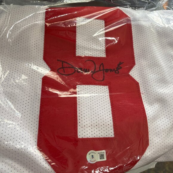 DANIEL JONES NEW YORK GIANTS AUTOGRAPHED SIGNED JERSEY WITH BECKETT COA - Picture 2 of 3